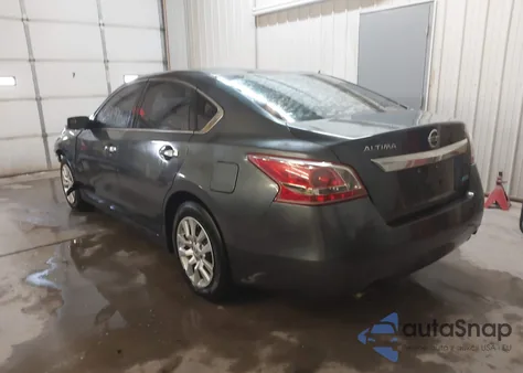 2013 Nissan Altima 2.5 S z USA, uszkodzony, nr VIN 1N4AL3APXDN526501